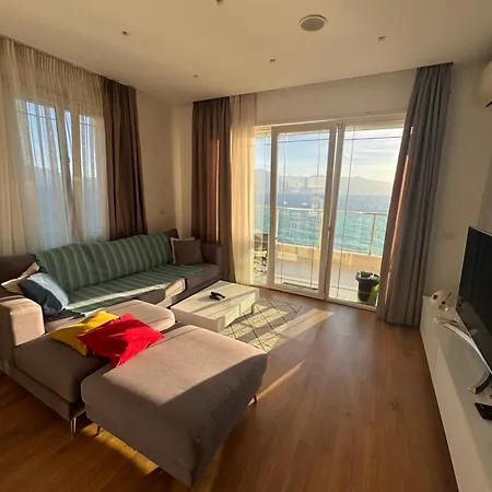 Albina 1&2 Vlorë