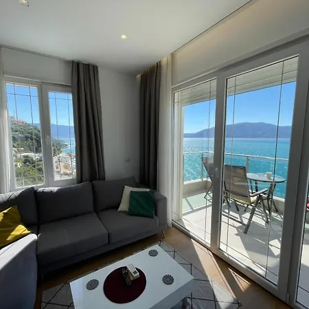 Albina 1&2 Apartament Wlora