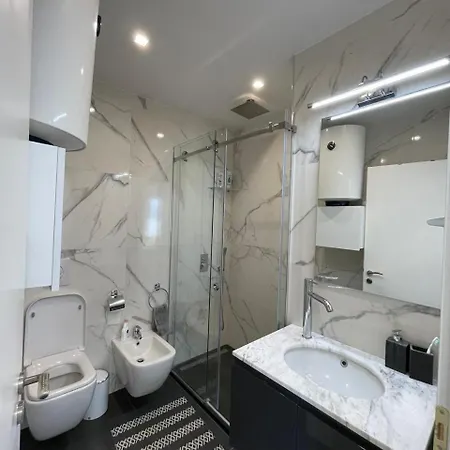 Albina 1&2 Apartamento