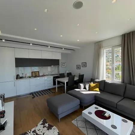 Albina 1&2 Apartamento *